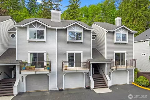 12727 NE 171 Ln, Woodinville, WA 98072