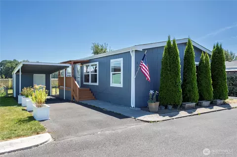 300 SW 7th Ave #127, Battle Ground, WA 98604