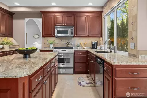 Kitchen - 2708 204th St SE, Bothell, WA 98012 photo 3 of 6