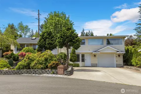 7629 239th Pl SW, Edmonds, WA 98026