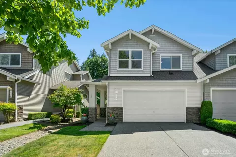 308 196th Pl SW #101, Lynnwood, WA 98036