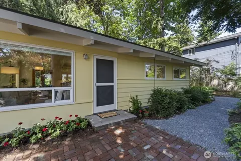 14327 26th Ave NE, Seattle, WA 98125