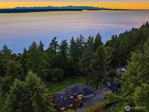 16025 25th Ave SW, Burien, WA 98166