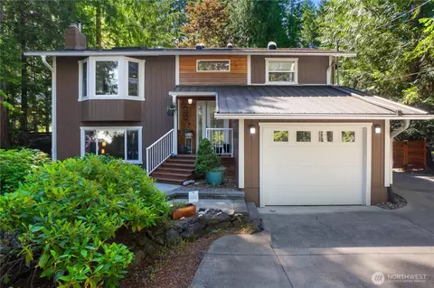 620 E Ballantrae Dr, Shelton, WA 98584