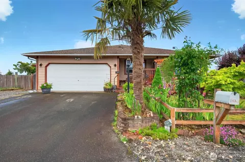 17937 Iris Pl SW, Rochester, WA 98579
