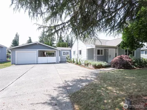 808 Borseth St, Sedro Woolley, WA 98284