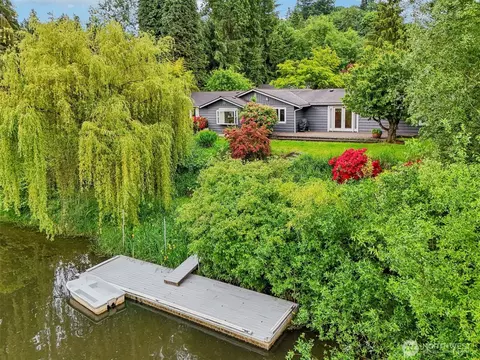 11112 E Riverside Dr, Bothell, WA 98011