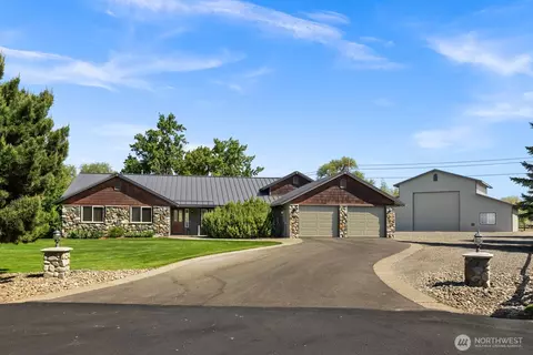 2135 W Dry Creek Rd, Ellensburg, WA 98926