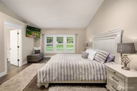 Bedroom - 34711 24th Ave E, Roy, WA 98580 photo 1 of 4