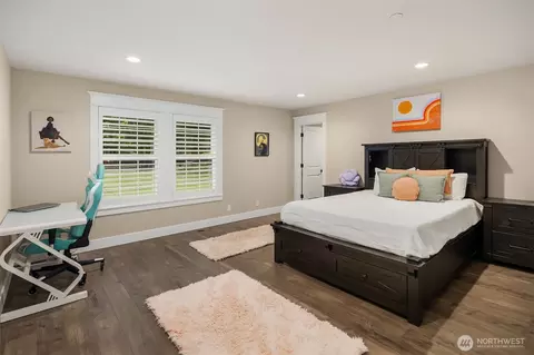Bedroom - 34711 24th Ave E, Roy, WA 98580 photo 2 of 4