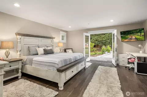 Bedroom - 34711 24th Ave E, Roy, WA 98580 photo 4 of 4