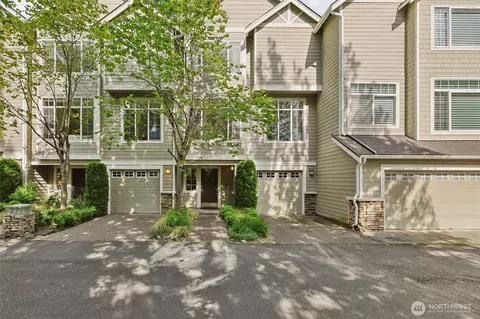 11800 SE 4th Pl #203, Bellevue, WA 98005