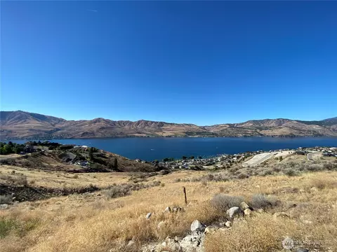 125 Highpoint Ln, Chelan, WA 98816