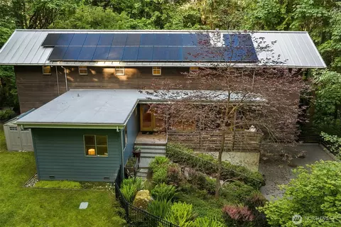 Exterior - 10608 NE 157th St, Bothell, WA 98011 photo 13 of 13