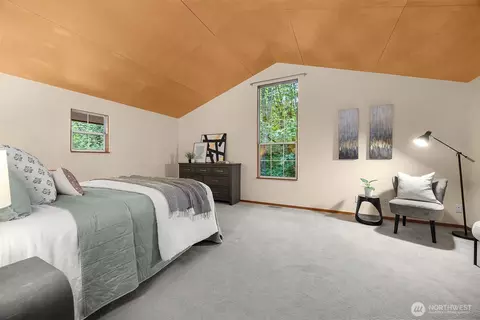 Bedroom - 10608 NE 157th St, Bothell, WA 98011 photo 1 of 2