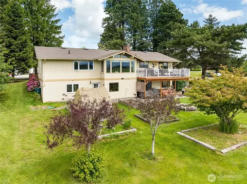 405 E Wiser Lake Rd, Lynden, WA 98264