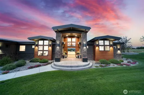 126 Red Hawk Rd, Walla Walla, WA 99362