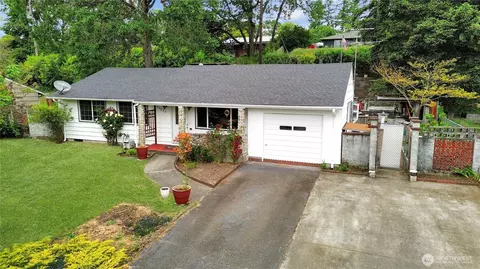 10235 Earley Ave SW, Lakewood, WA 98499