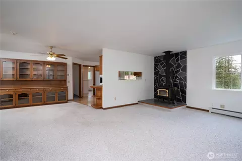 818 295th St E, Roy, WA 98580 photo 4