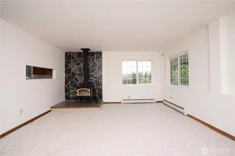 818 295th St E, Roy, WA 98580 photo 5