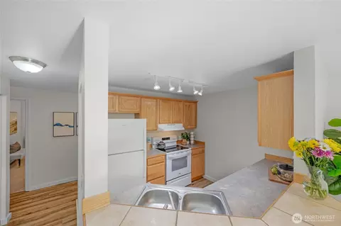 1009 112th St SE #B106, Everett, WA 98208 photo 14