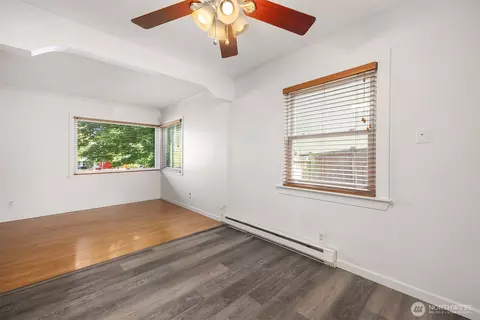 Living - 1010 E Marine View Dr, Everett, WA 98201 photo 1 of 3