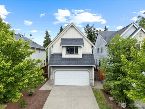 12611 13th Ave SE, Everett, WA 98208