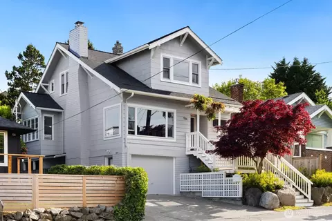 3201 SW Genesee St, Seattle, WA 98126