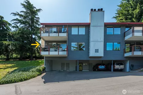 140 E North Camano Dr #22, Camano Island, WA 98282