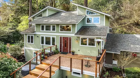 8521 E Mercer Way, Mercer Island, WA 98040