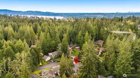 21024 NE 36th St, Sammamish, WA 98074
