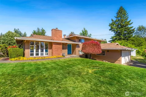 1981 Sequoia St SE, Port Orchard, WA 98366