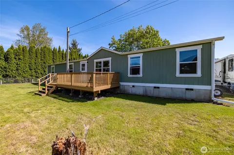 8321 S Main St, Lyman, WA 98263