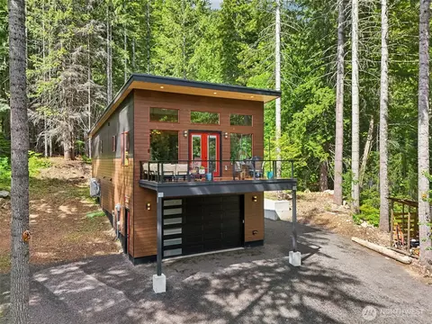 3271 Via Kachess Rd, Easton, WA 98925