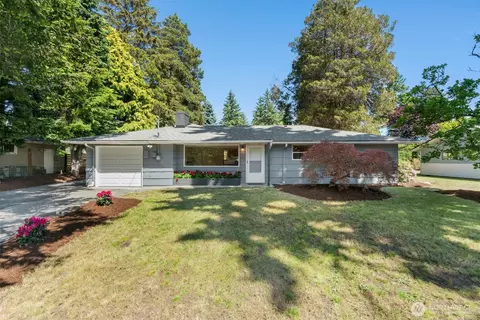 20608 1st Ave S, Des Moines, WA 98198