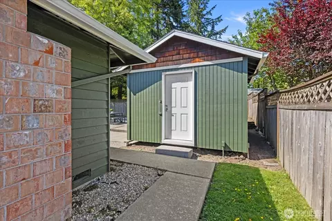 Exterior - 1225 138th St SE, Mill Creek, WA 98012 photo 2 of 9