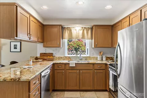 Kitchen - 1225 138th St SE, Mill Creek, WA 98012 photo 3 of 3