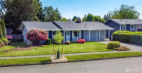 1009 Redmond Ave NE, Renton, WA 98056