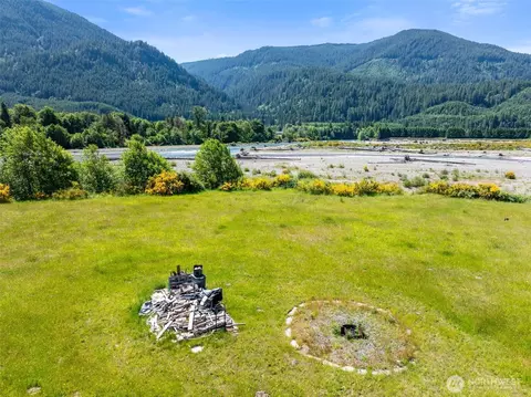 203 River Ranch Rd, Randle, WA 98532