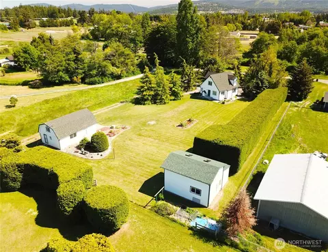 View/Area - 324 Pond Ln, Sequim, WA 98382 photo 5 of 6