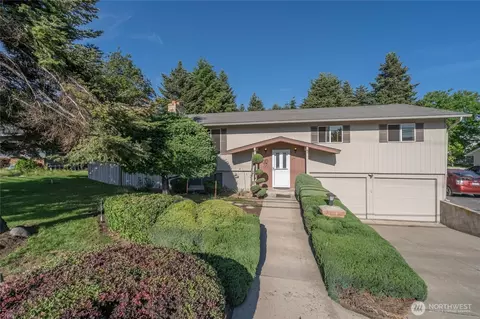 1431 Eastmont, East Wenatchee, WA 98802