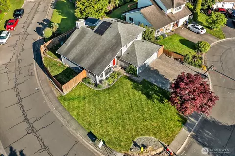 View/Area - 404 Jewell St, Enumclaw, WA 98022 photo 3 of 6