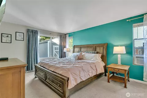 Bedroom - 404 Jewell St, Enumclaw, WA 98022 photo 1 of 4