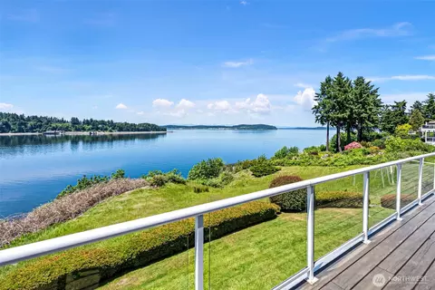 View/Area - 52 Chapman Loop #D, Steilacoom, WA 98388 photo 2 of 9