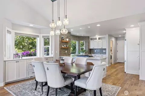 Dining - 52 Chapman Loop #D, Steilacoom, WA 98388 photo 3 of 4