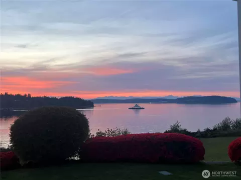 View/Area - 52 Chapman Loop #D, Steilacoom, WA 98388 photo 9 of 9