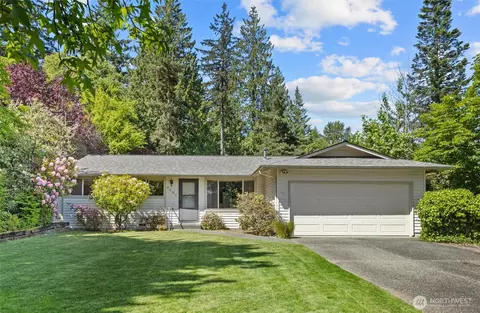 8430 NE 147th Pl, Kenmore, WA 98028