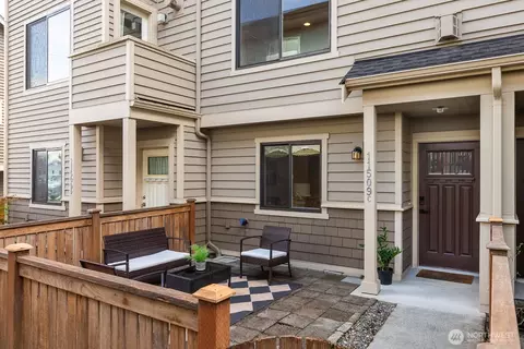 11509 26th Ave NE #C, Seattle, WA 98125