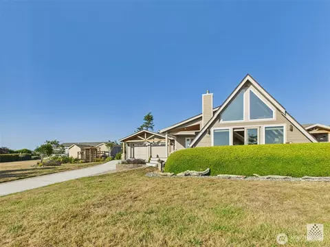 748 La Cana St, Coupeville, WA 98239