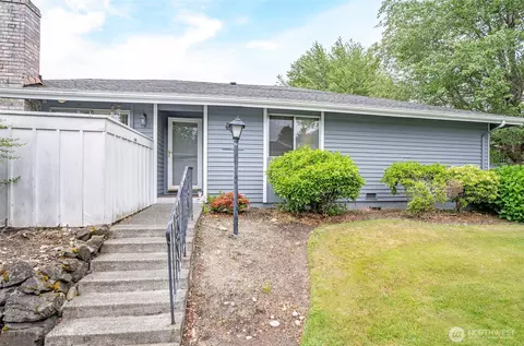 8604 Onyx Dr SW #A, Lakewood, WA 98498